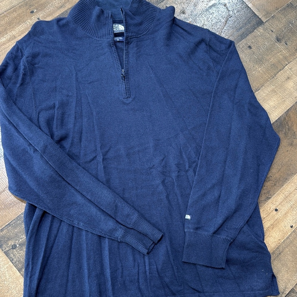 North Face Zip Front- Perfdct for the holiday season!